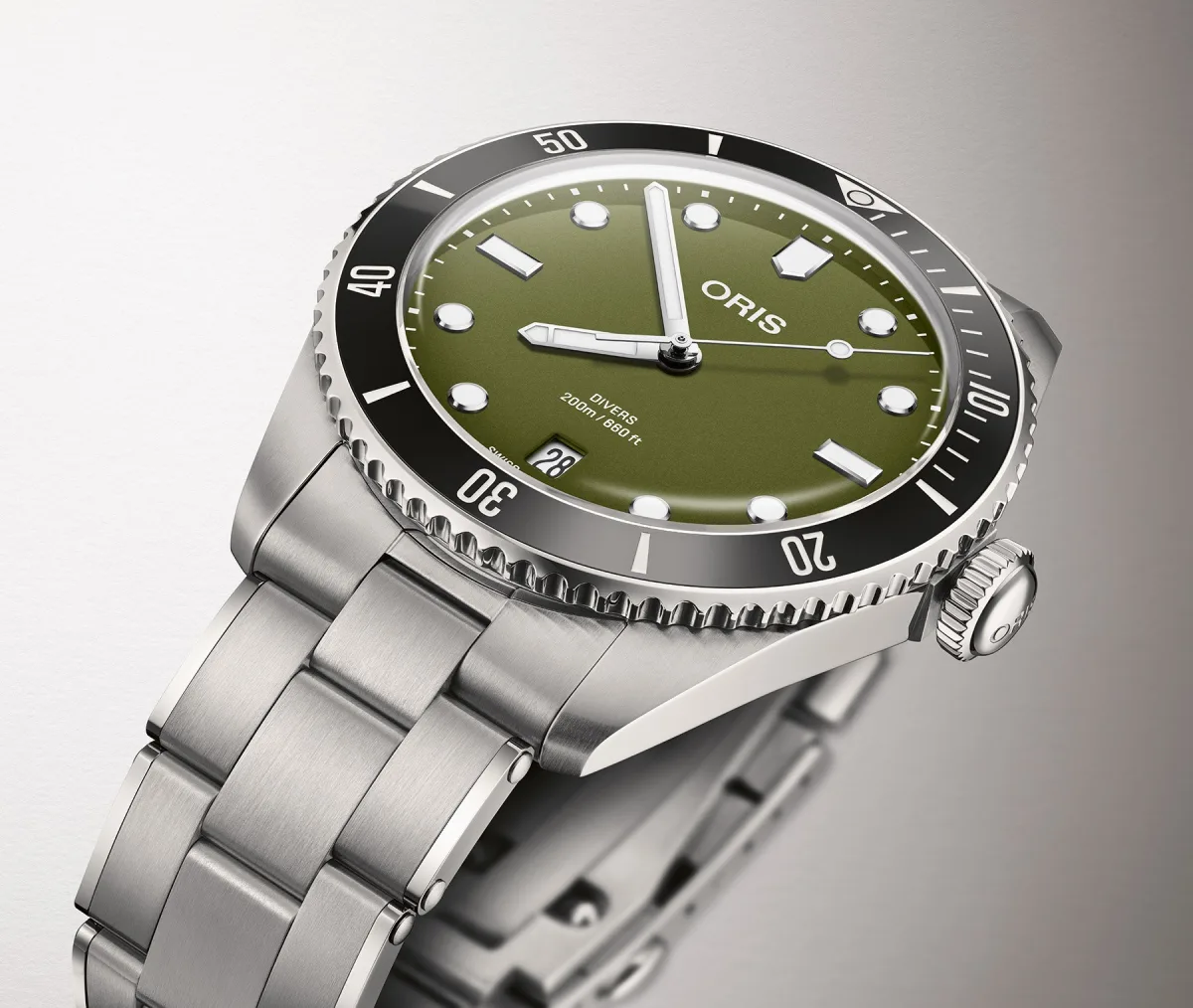 Oris 733 movement visible through sapphire case back