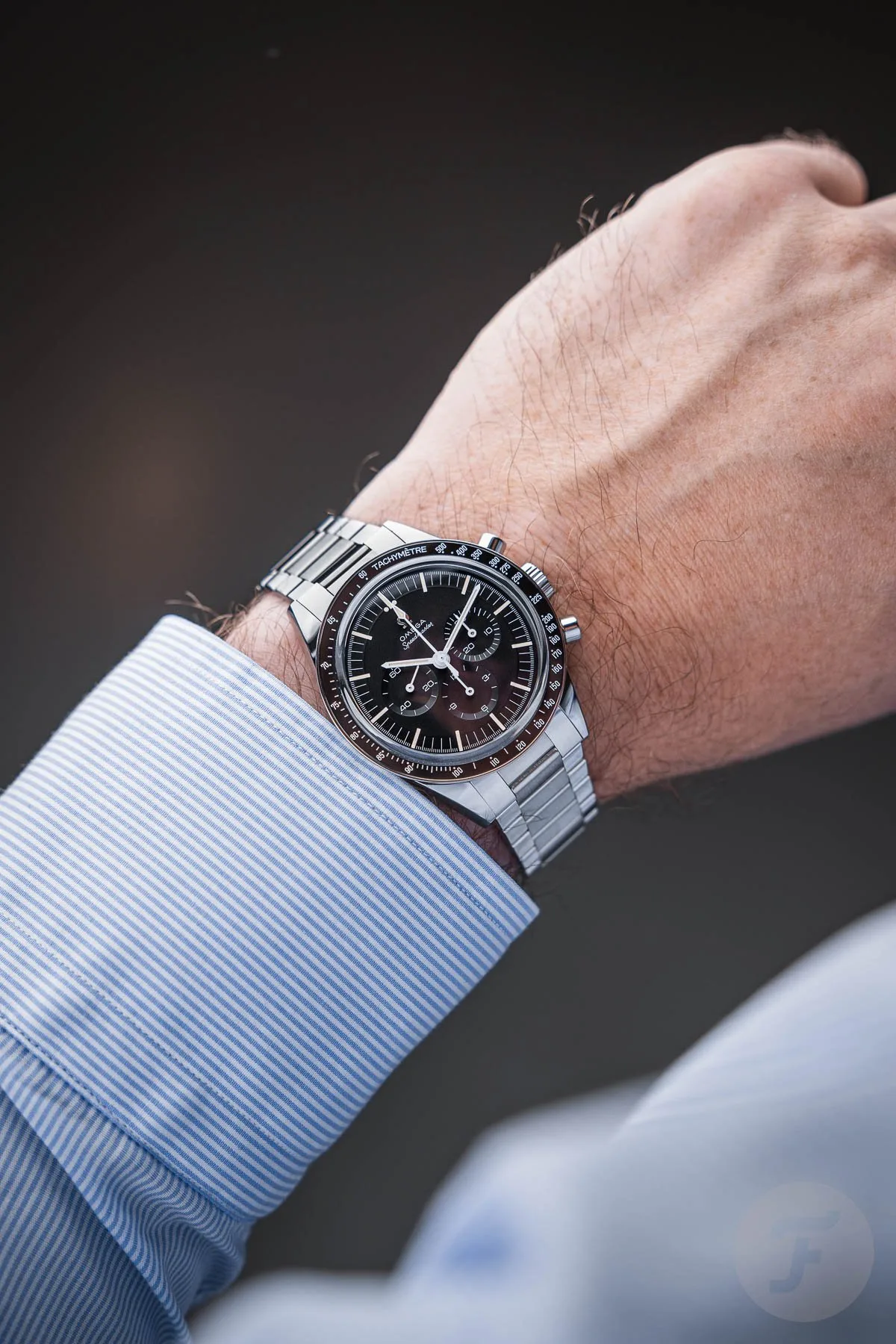 Packaging of Omega Speedmaster 321.
