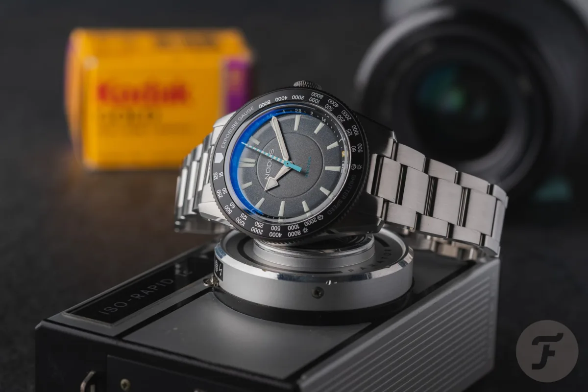 Close-up of Nodus Obscura II bezel and dial