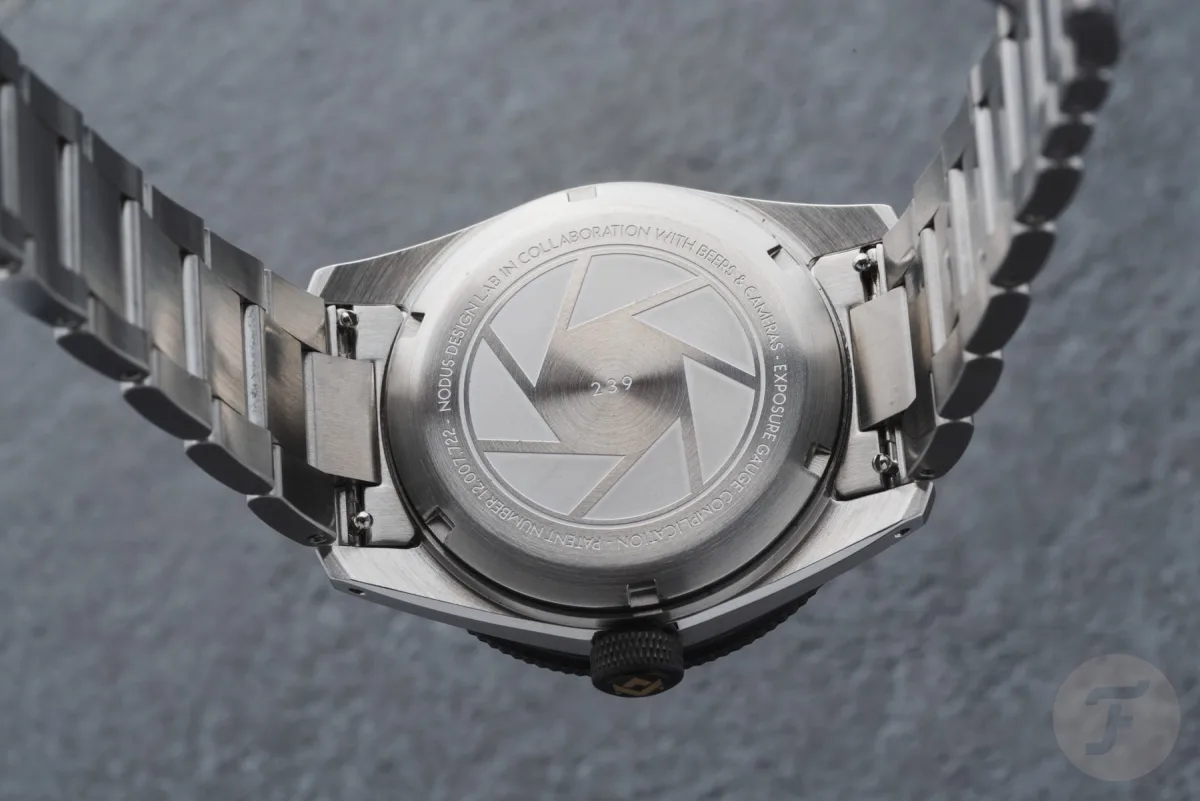 Nodus Obscura II with blue-striped second hand