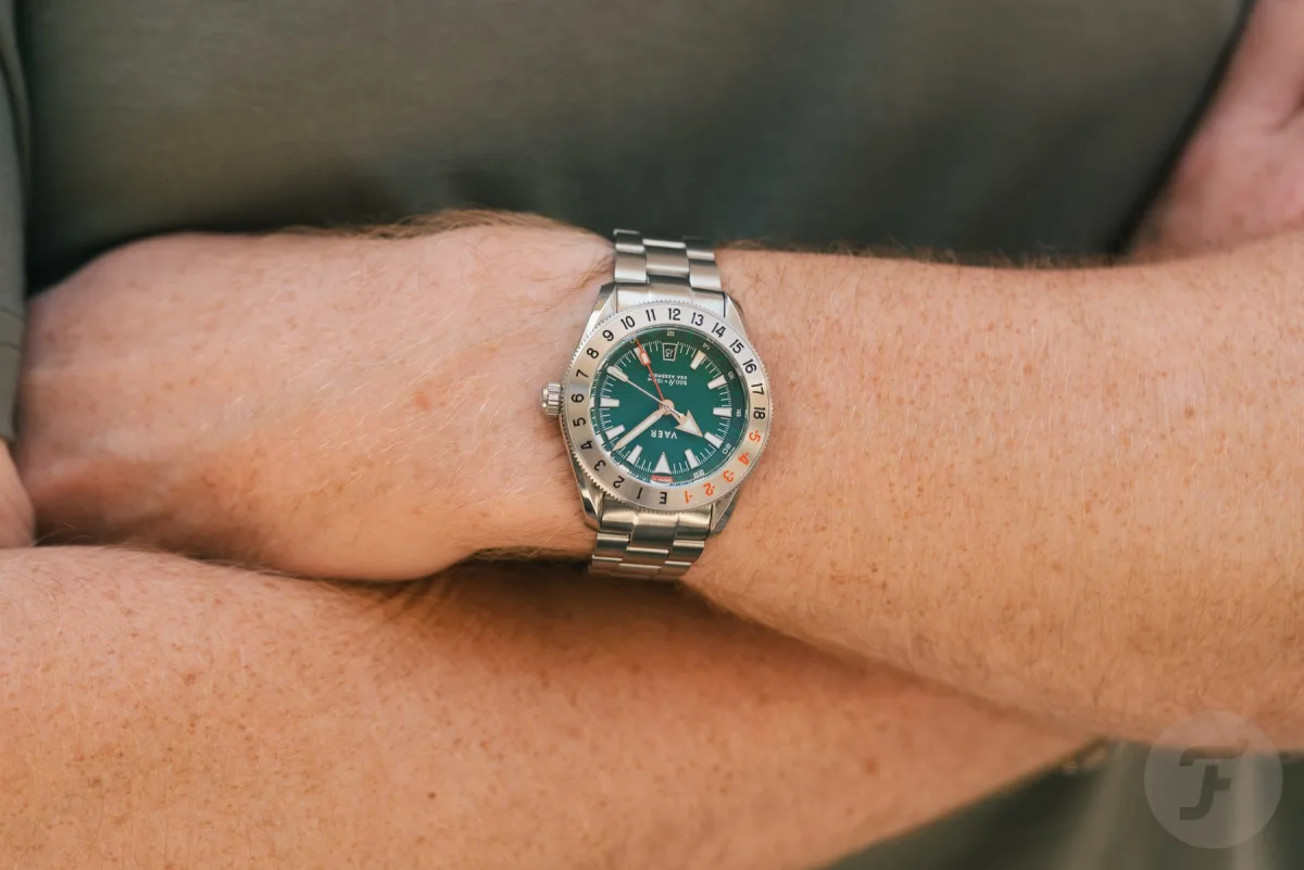 Patek Philippe Calatrava review article link