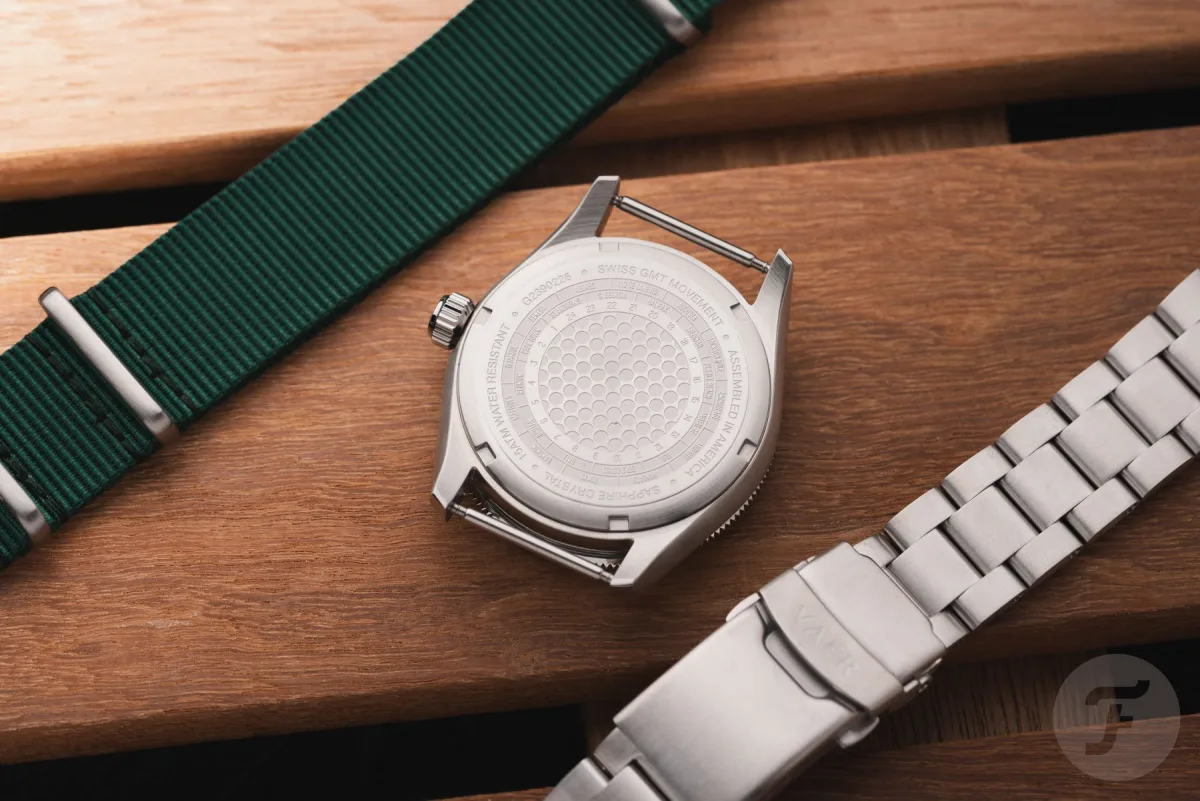 Vaer G2 Fairway GMT green dial and hands