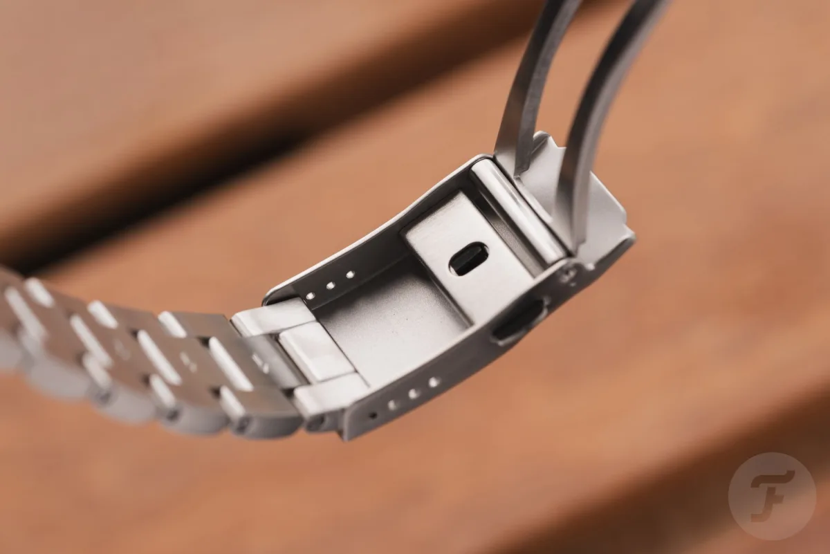 Swiss quartz GMT movement Ronda