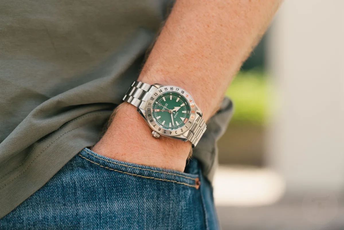 Vaer G2 Fairway GMT with NATO strap