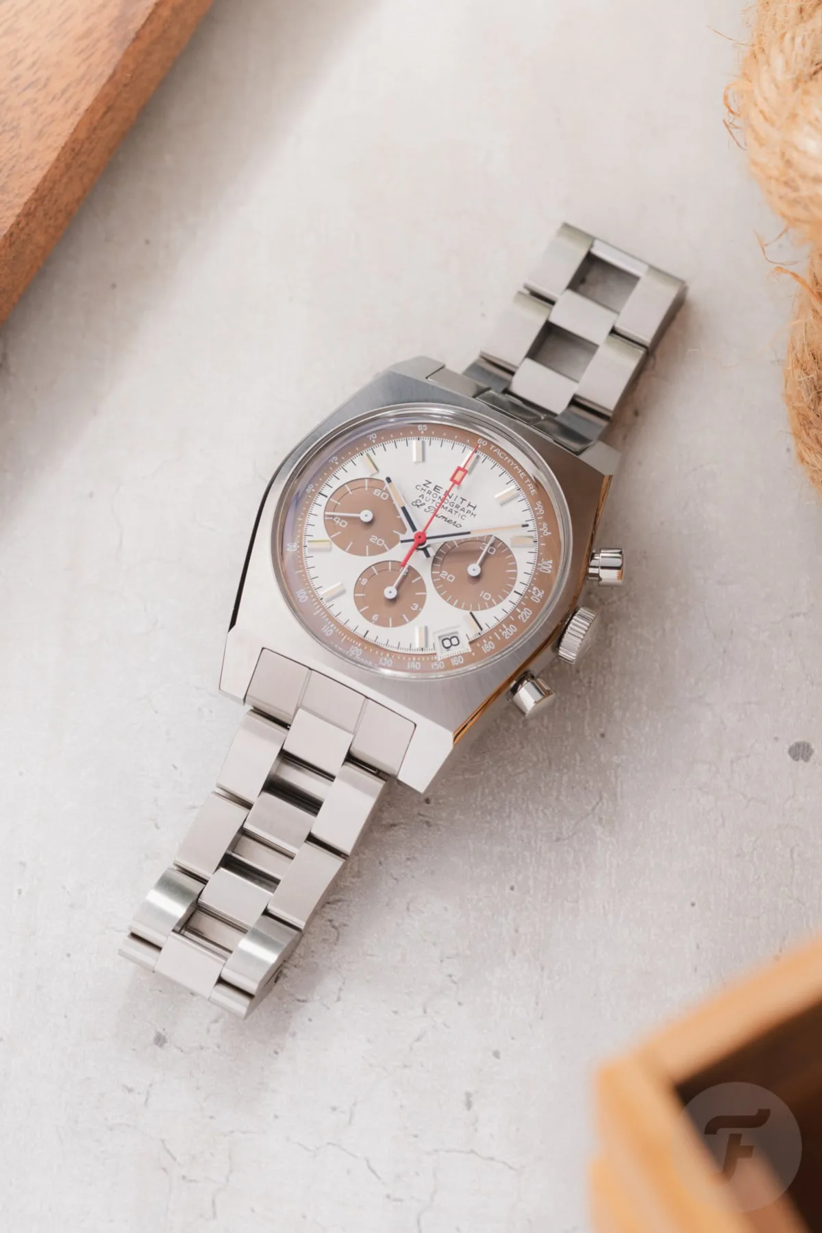 Zenith Chronomaster bracelet detail