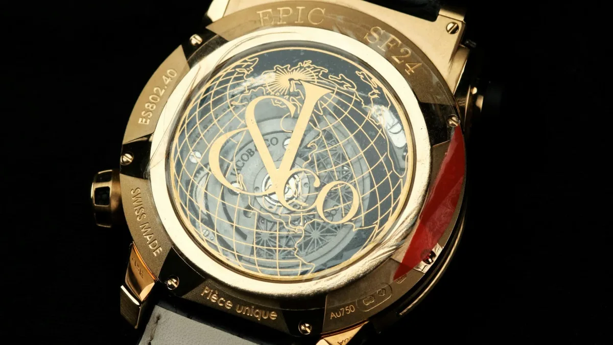 Swiss watch with Swiss Made label