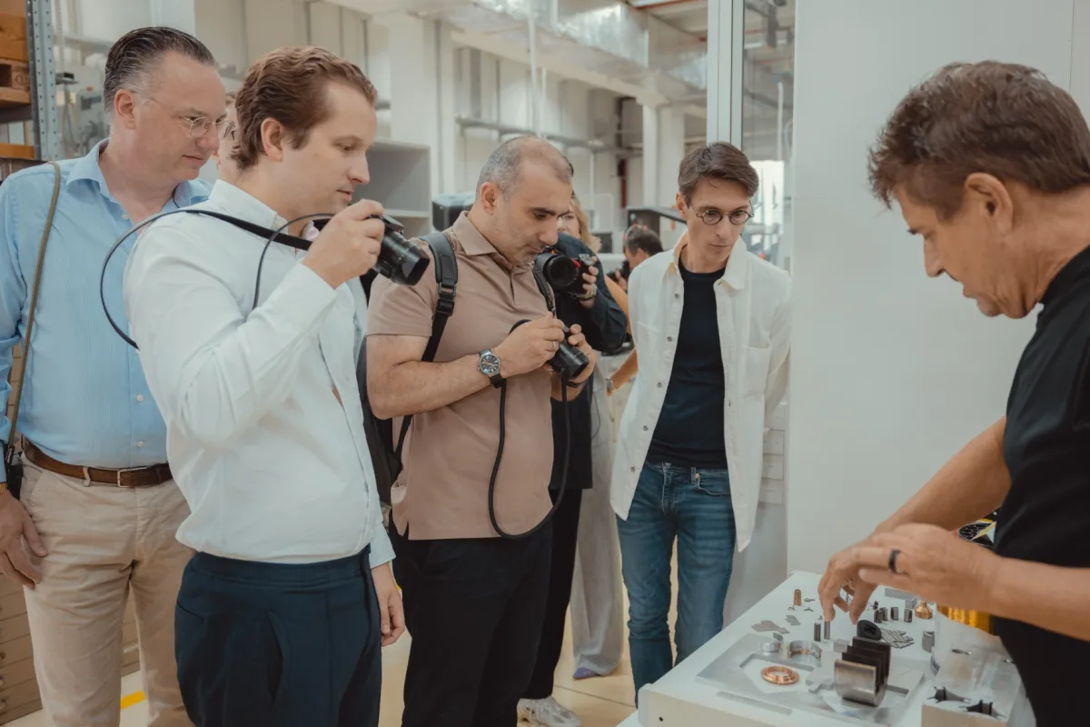 Henrik Ekdahl discussing Leica watches