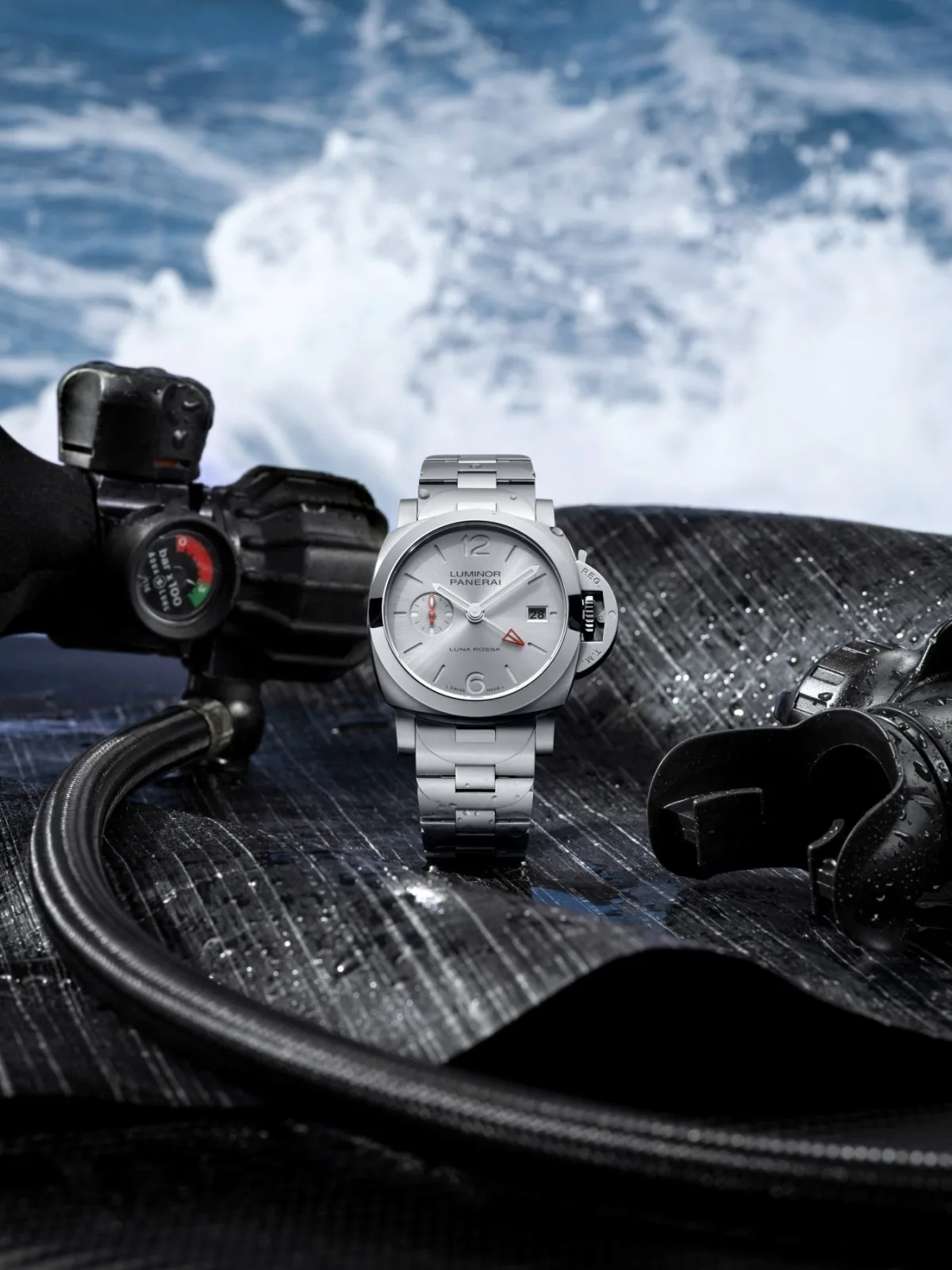 Luminor Luna Rossa Chrono PAM01768 with Velcro strap