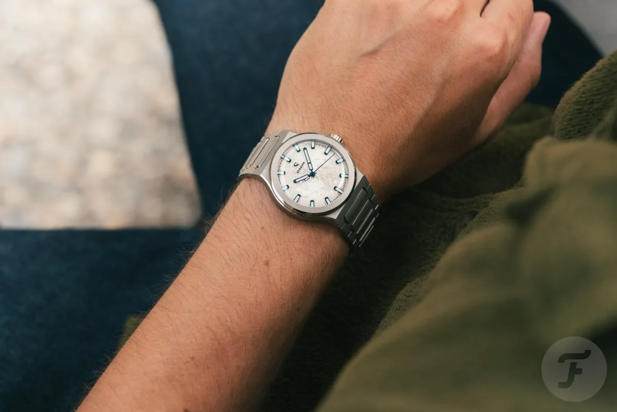 La Joux-Perret G101 movement in Straum watch