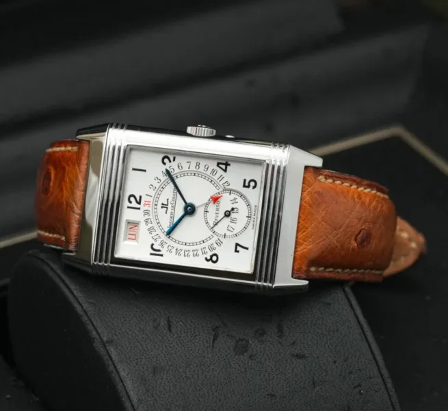 Jaeger-LeCoultre Reverso Date Taille watch with classic design