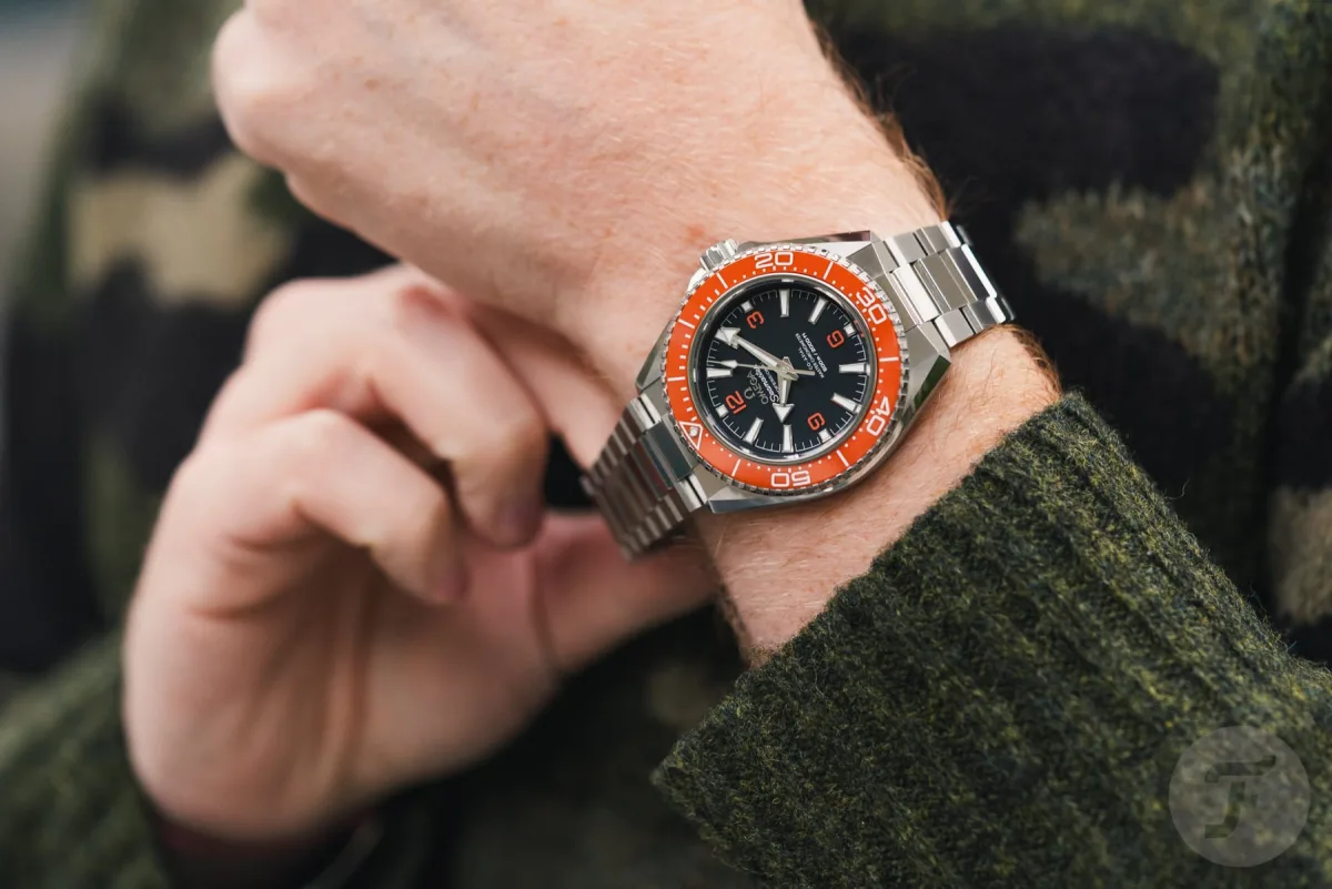 Omega Seamaster Planet Ocean 600M dial and markers