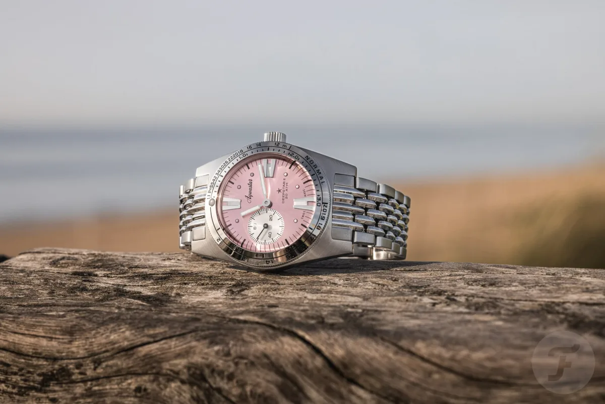 Aquastar Deepstar II dial and bezel detail