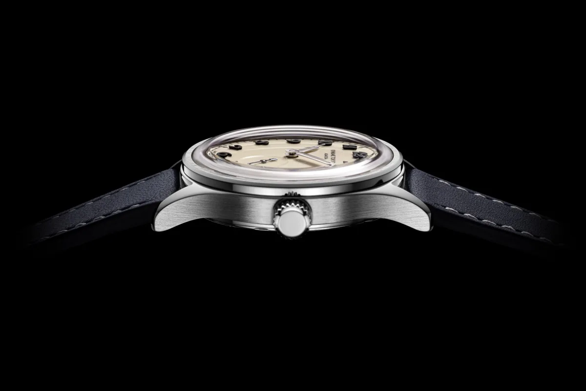 Kiwame Tokyo Kubo watch showcasing its stainless steel case and domed sapphire crystal.