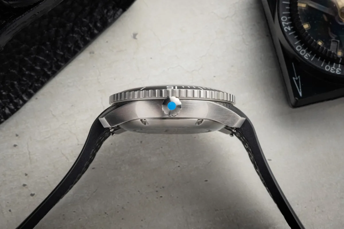 Aera D-1 Diver watch case