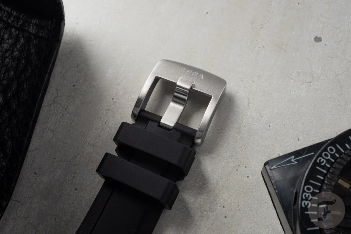 Aera D-1 Diver overall watch view