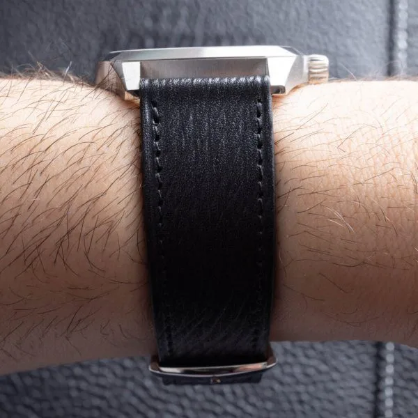 Blütezeit No. 2 case and strap