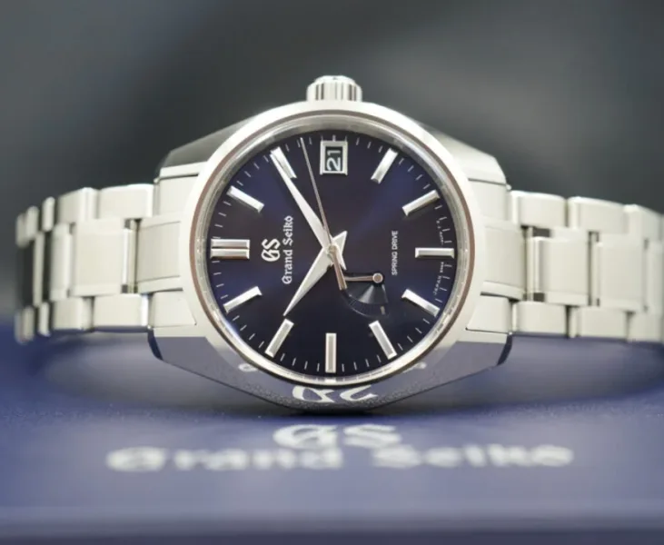 Grand Seiko SBGA375 with Spring Drive 9R65 movement