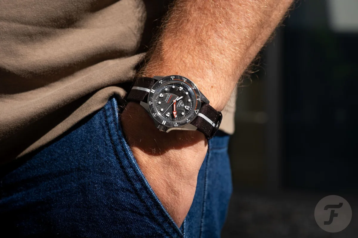 NATO strap of Yema Navygraf Barracuda in sunlight