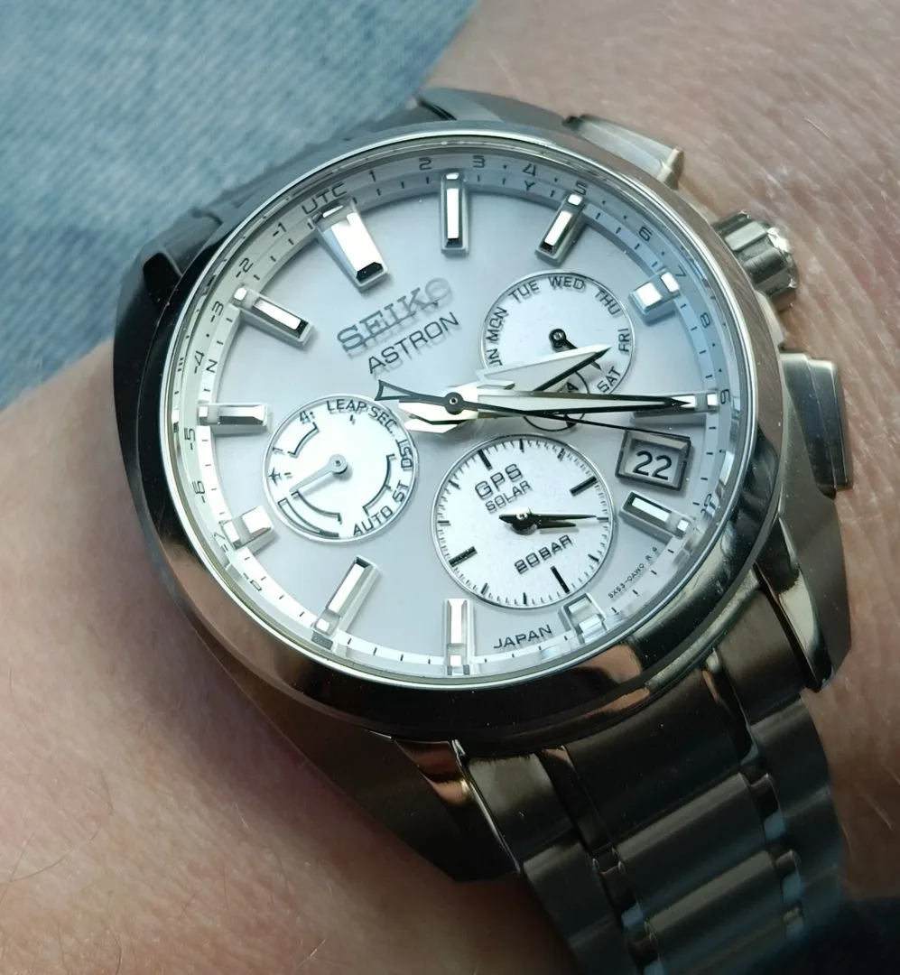 Seiko Astron GPS Solar SSH063 with white dial