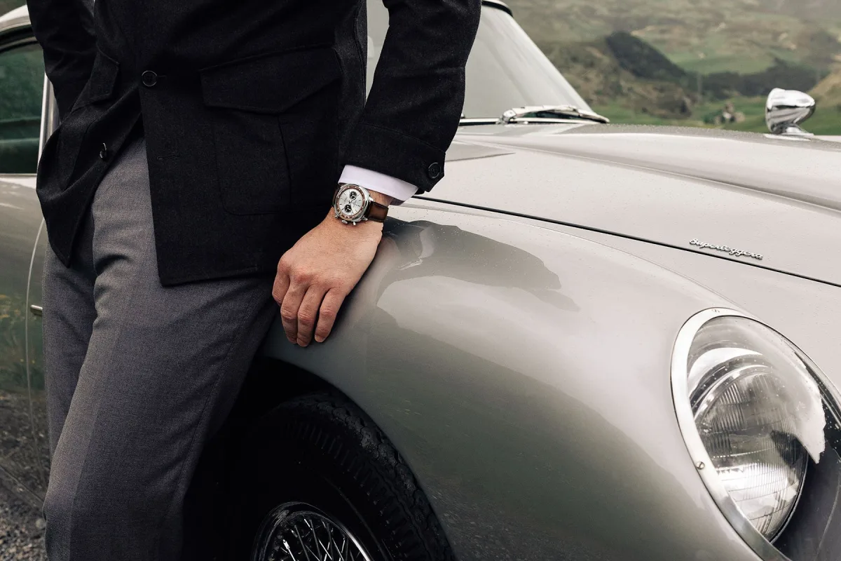 Breitling Top Time B01 Tribute to Aston Martin DB5