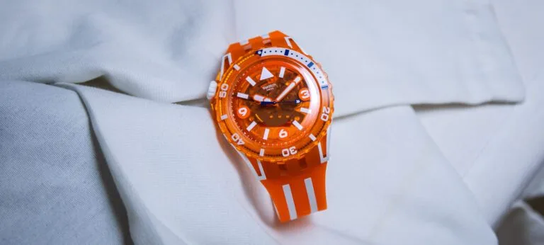 Swatch SCUBAQUA Review: Jellyfish-Inspired Dive Watches