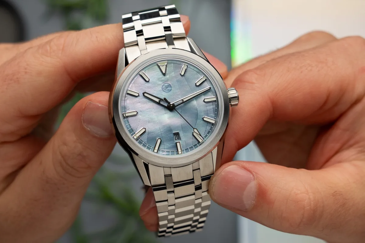Zelos Helica: Detailed Watch Review