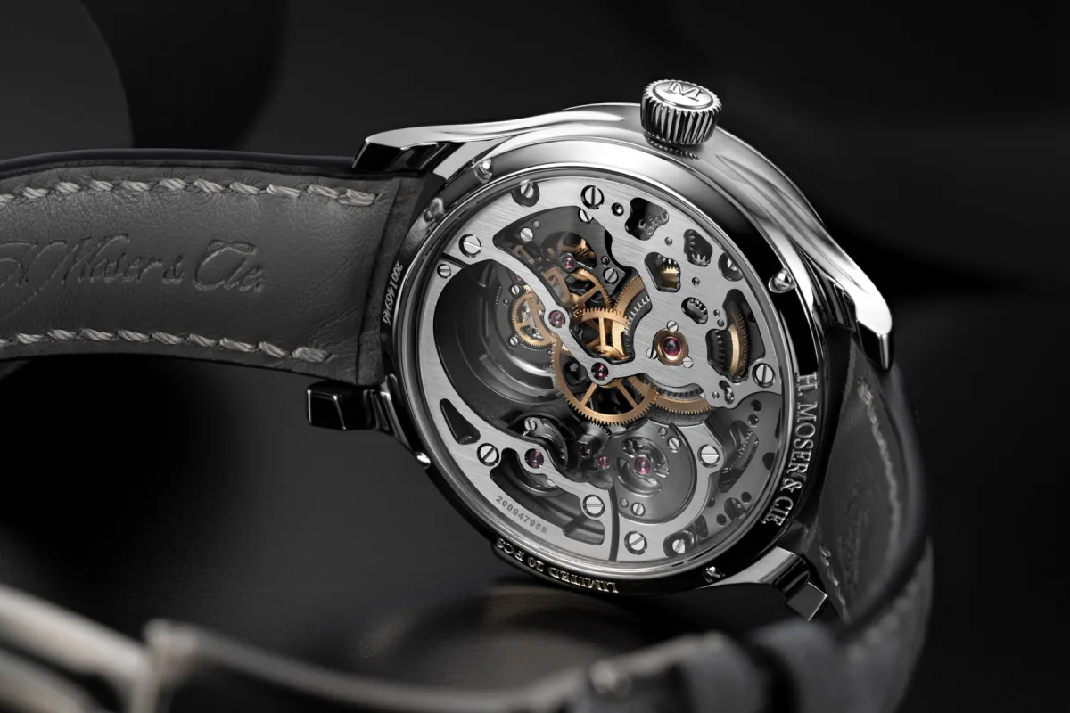 Close-up of the HMC 909 caliber in H. Moser & Cie Endeavour Cosmic Rain