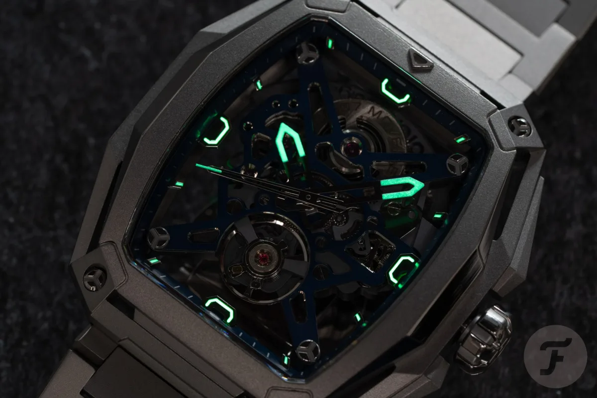 Hunter Titanium open skeleton dial