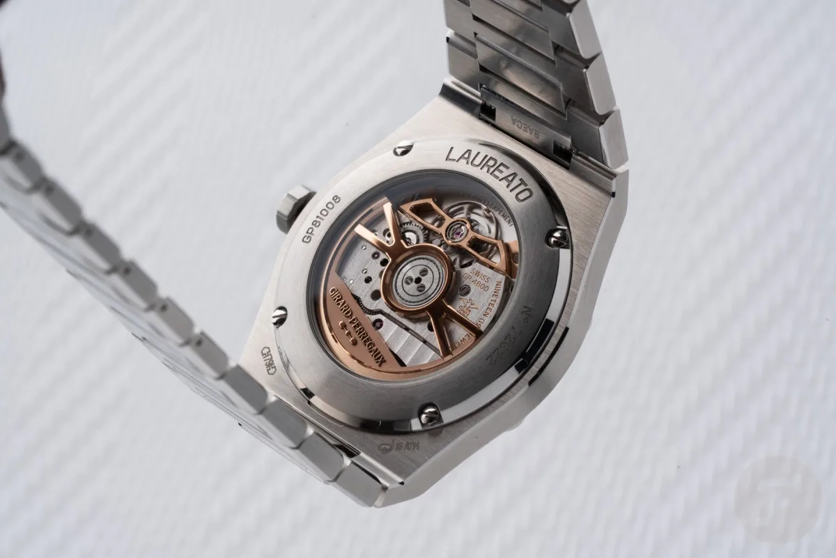 Sapphire case back of GP4800 movement