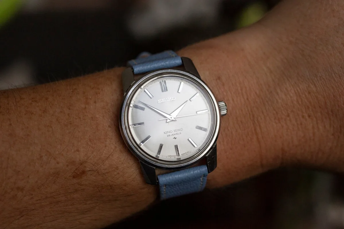 Installing sapphire case back onto the watch