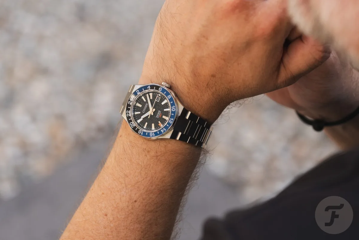 Comparison of Citizen Series 8 880 GMT with thinner GMT models
