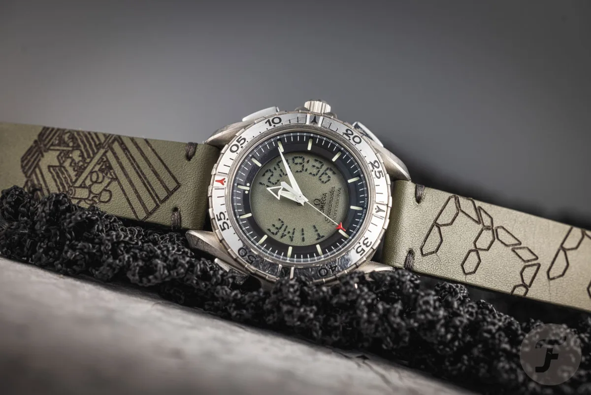 Omega Speedmaster Professional X-33 ref. 3990.50 case and bezel