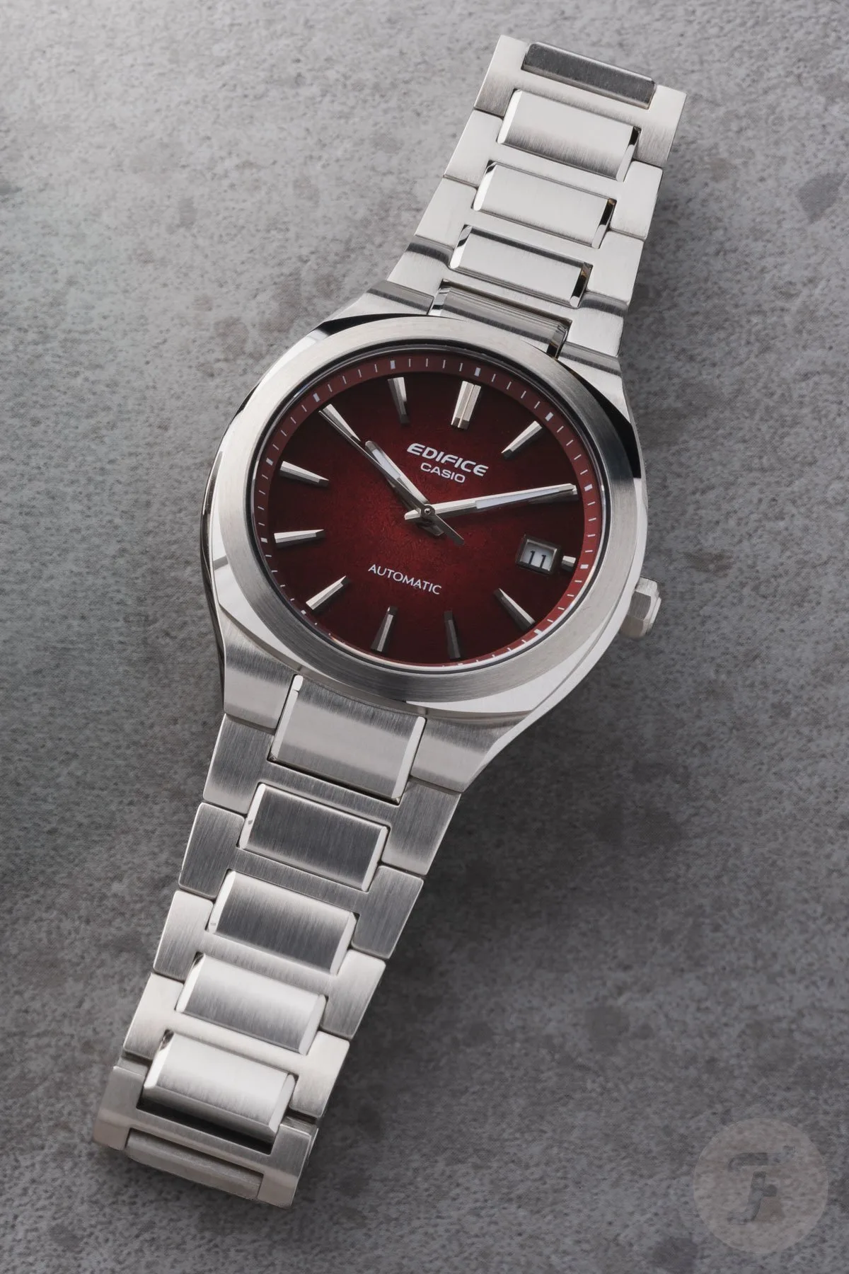 EFK-200 bracelet design and integration