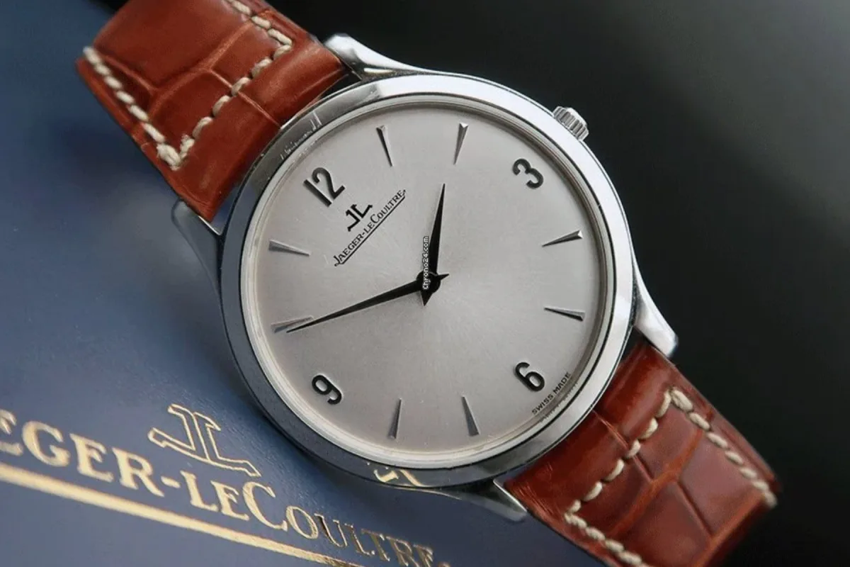 Jaeger-LeCoultre Master Control watch with clean dial.