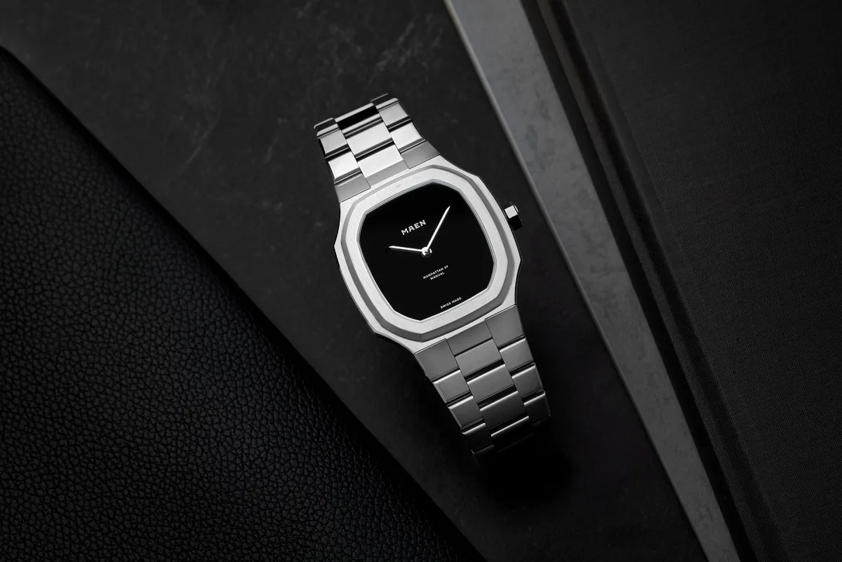Three Maen Manhattan stone dial variants