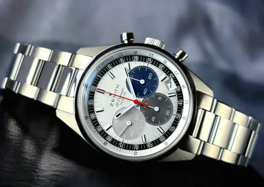 Zenith Chronomaster Original with three colored counters