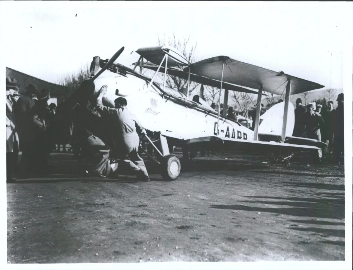 Jean Batten calculating flight navigation