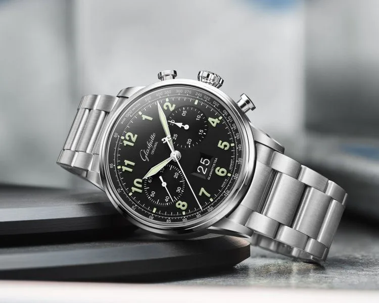 Glashütte Original Senator Chronograph models showcasing case design