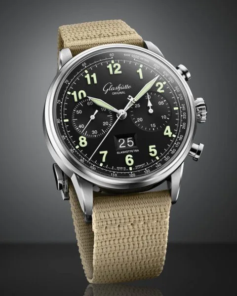 Technical specifications table for Glashütte Original Senator Chronograph Navigator