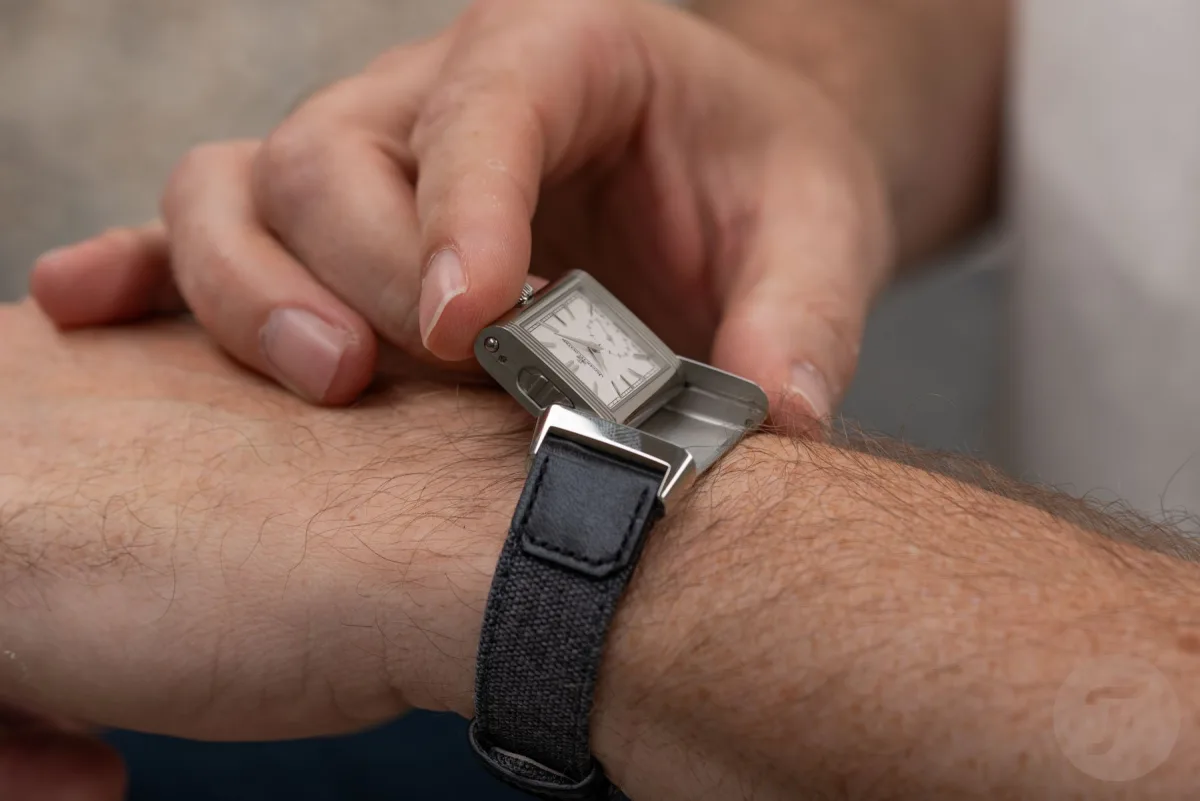 Switching dials on Reverso Duoface