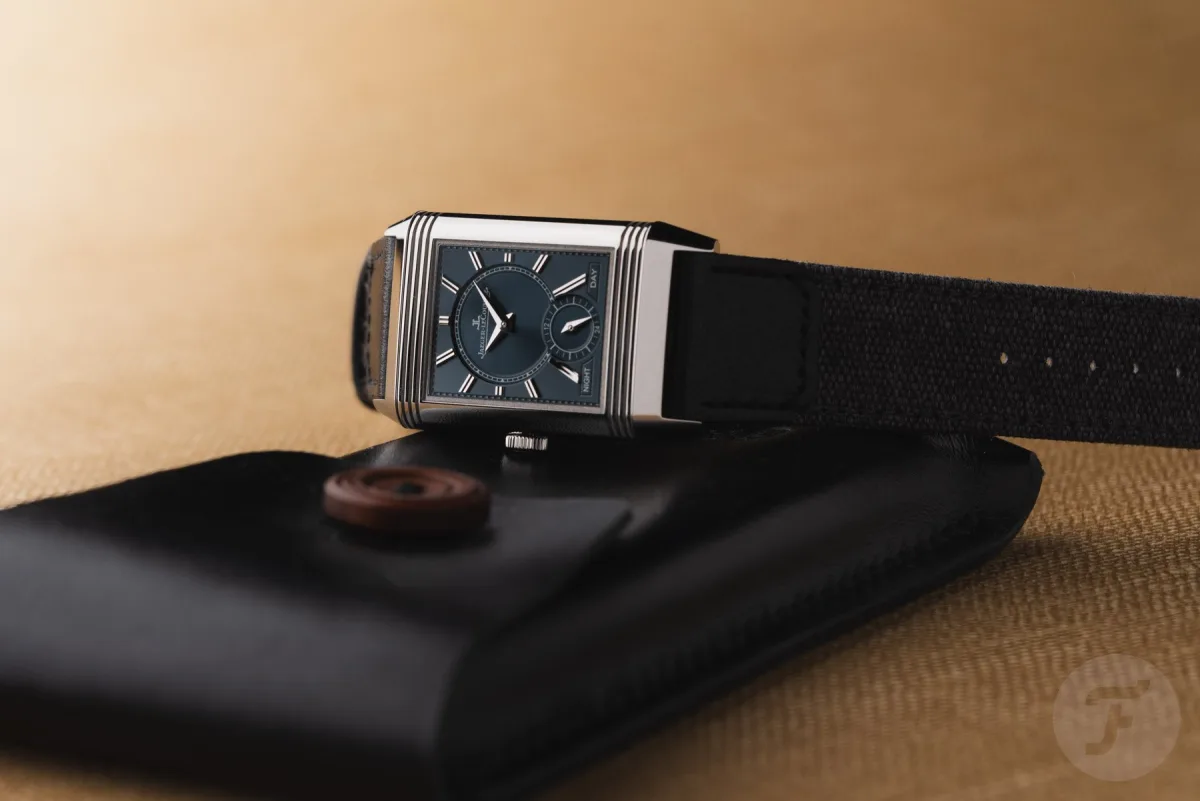 Reverso Duoface showing dual dials
