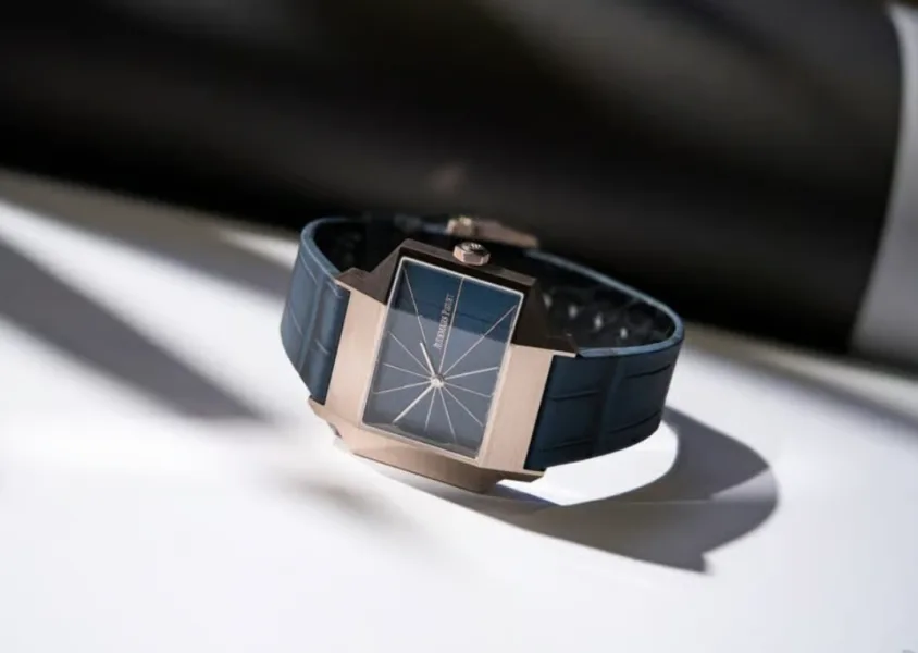 Audemars Piguet [RE]Master02 with asymmetric design