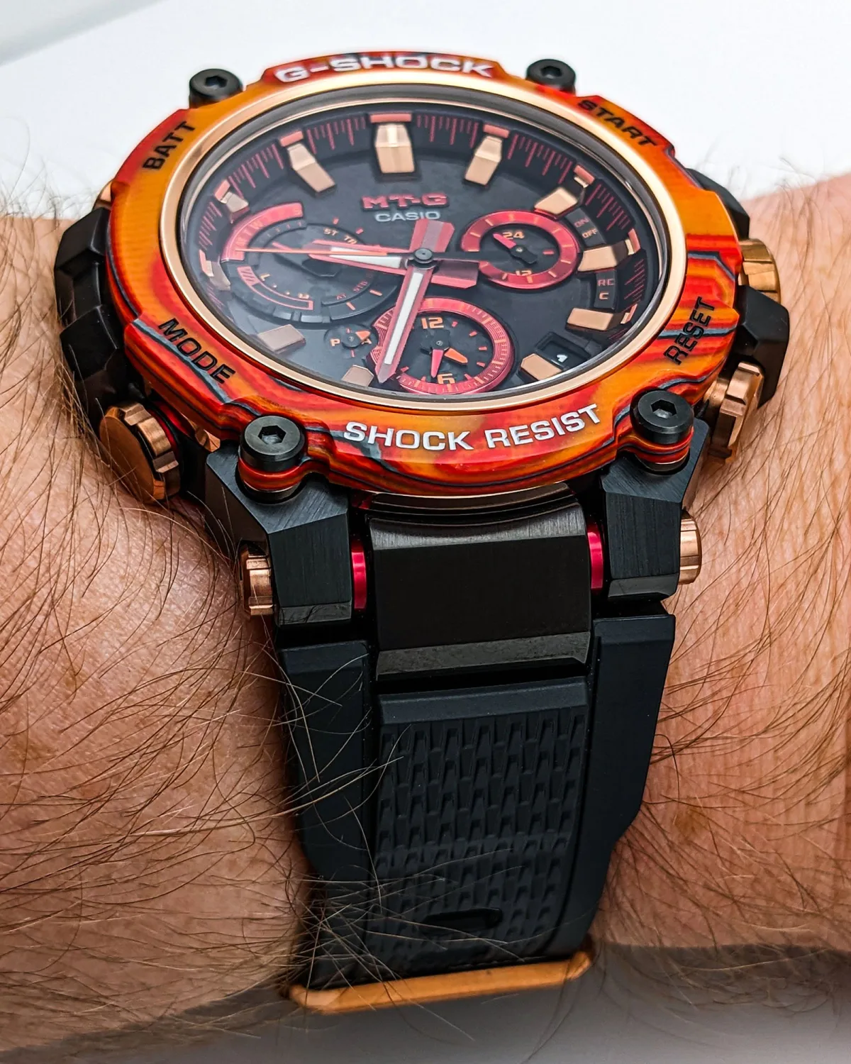 Strap details of the MTGB3000FR-1A